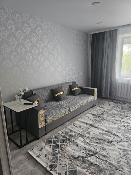 Сдам 2 комн квартиру