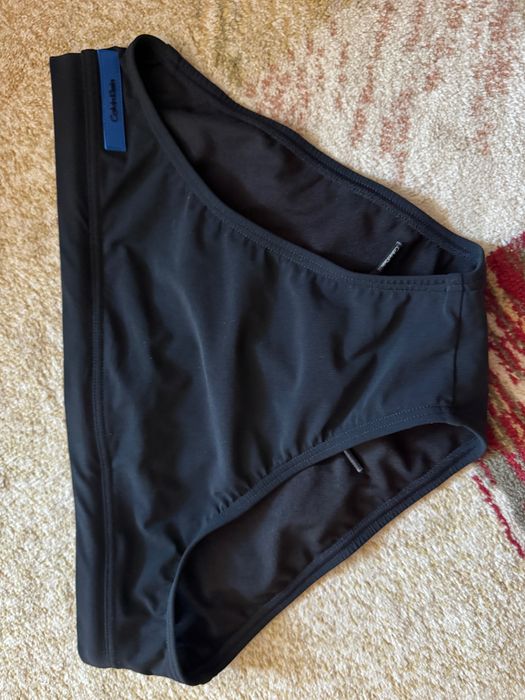 Бански тип слип Calvin Klein, нови неупотребявани