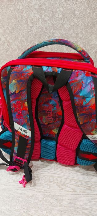 Продам ранец школьный