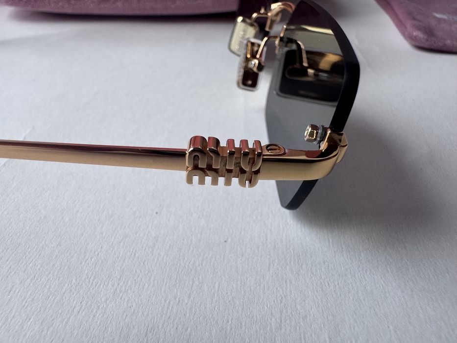 Ochelari de soare Miu Miu Rectangle-Rimless SUMB50 52-20 140, Noi