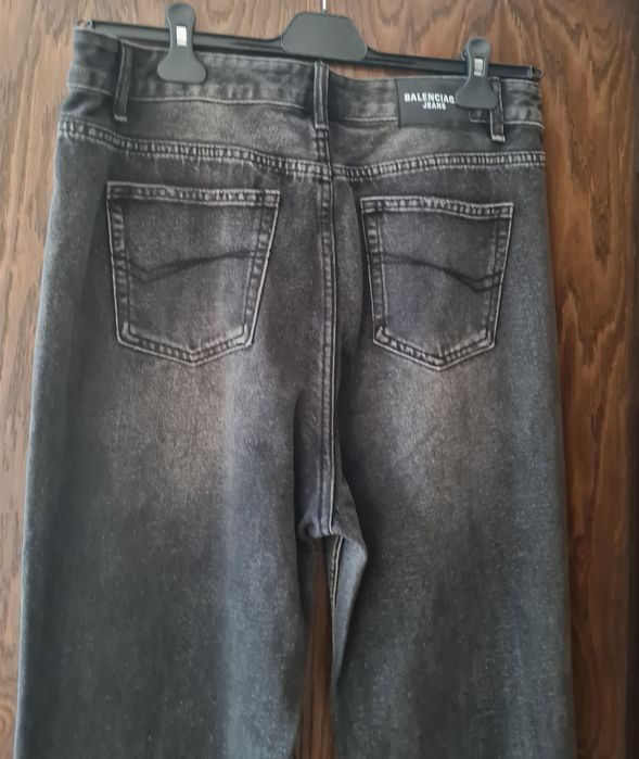 Дънки, сиво-черни, широки