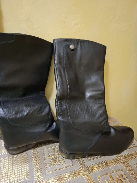 Продам осенние сапоги