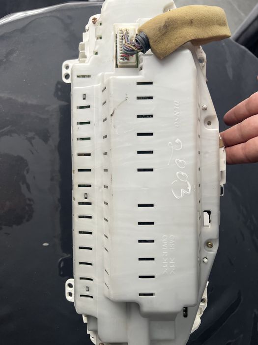 Щиток приборов для UZ