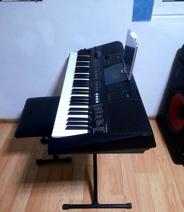 Vând orgă Yamaha psr E 463 full styluri românești toate genurile