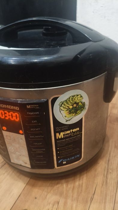 Мультиварка  redmond