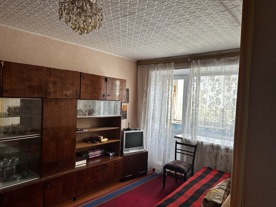 Продам однокомнатную квартиру в кирпичном доме.