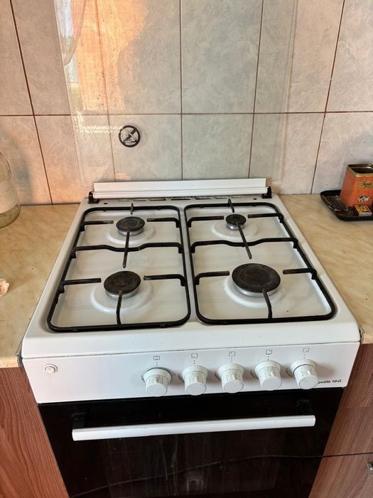 Продам газ плиту