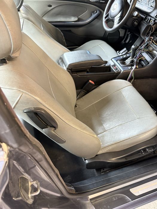 Продавам BMW e46 купе 320i на части