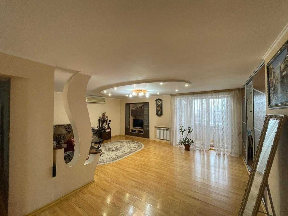 Продам 4х ком Квартиру