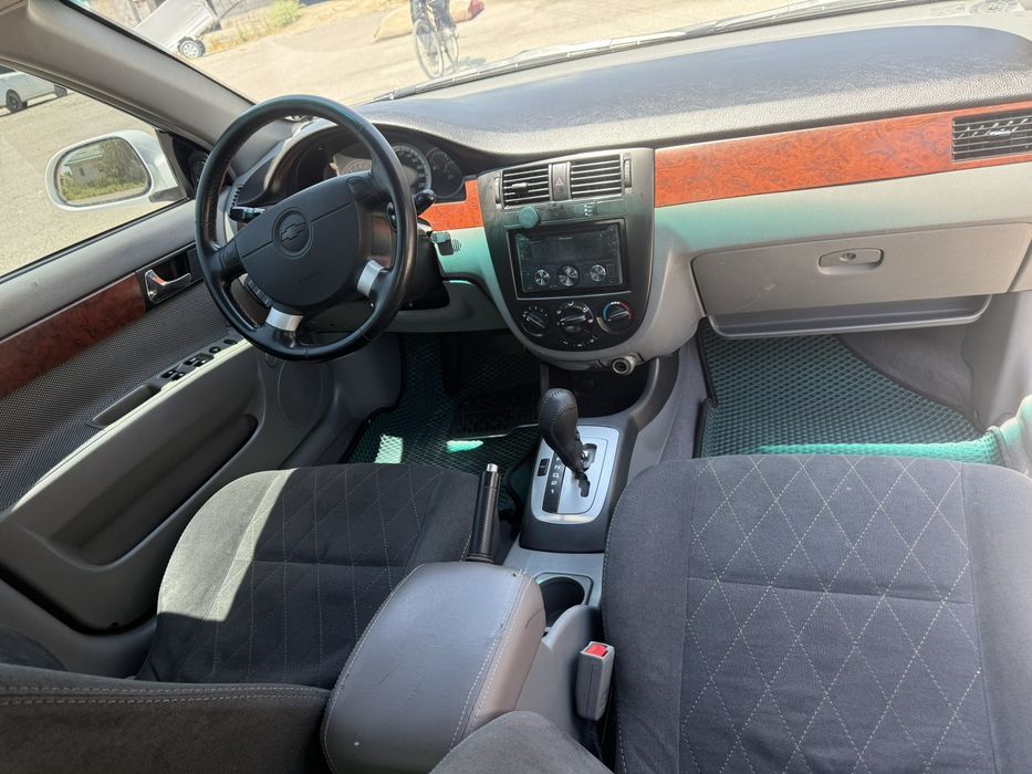 Lacetti 1.6 2013 avtomat