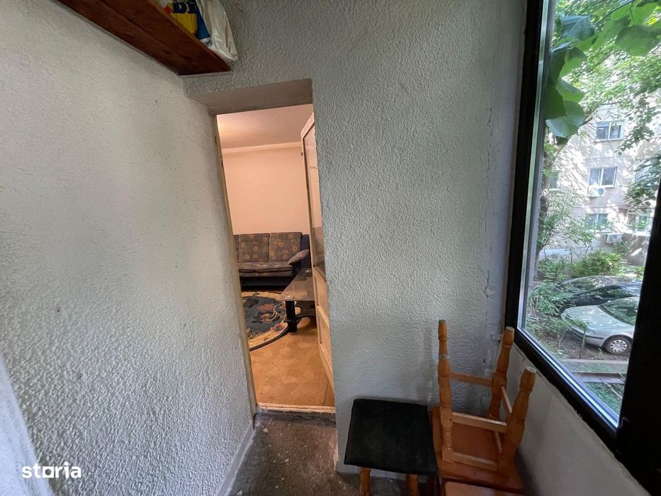 Apartament 3 camere, etaj 1/4,2 bai,69 mp, centrala,bloc 1981-Militari