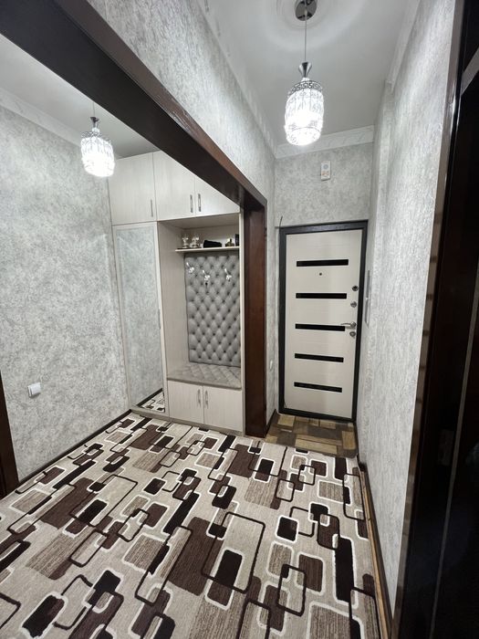 Срочно продаю пять комнатную квартиру