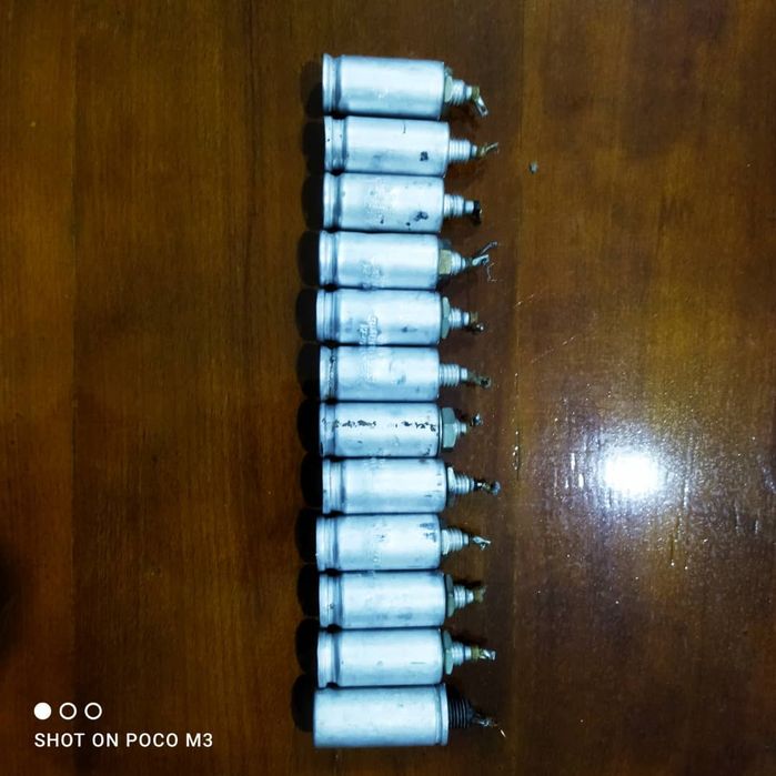 Продаю полярные конденсаторы