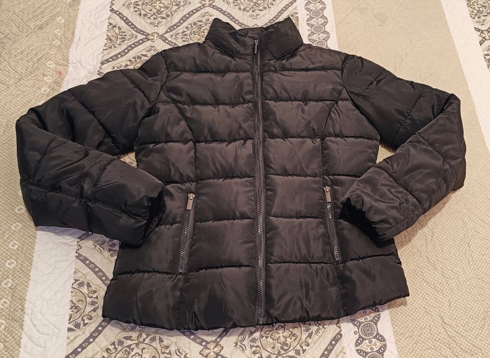 Geaca neagra matlasată Terranova , pentru dama ,măsura M