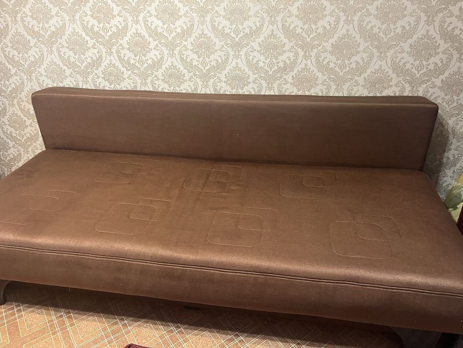 Продается диван тахта