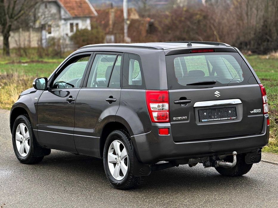 Suzuki Grand Vitara 2011 Euro5 1.9 DDiS 129 CP 4x4 Impecabil !
