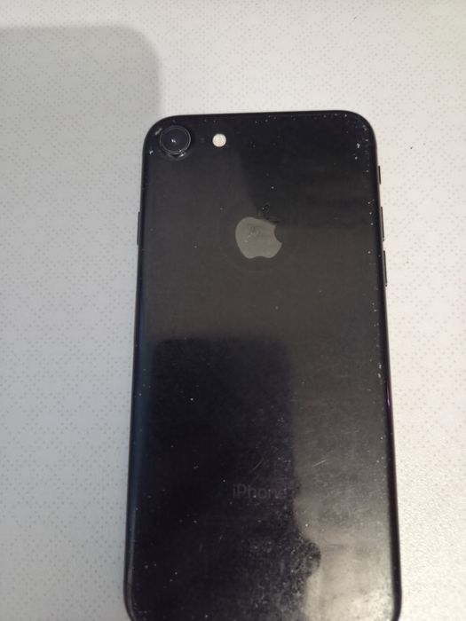 Продам IPhone 7, 256