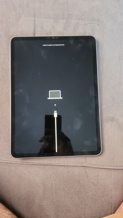 Ipad 11pro gen 4 128 gb