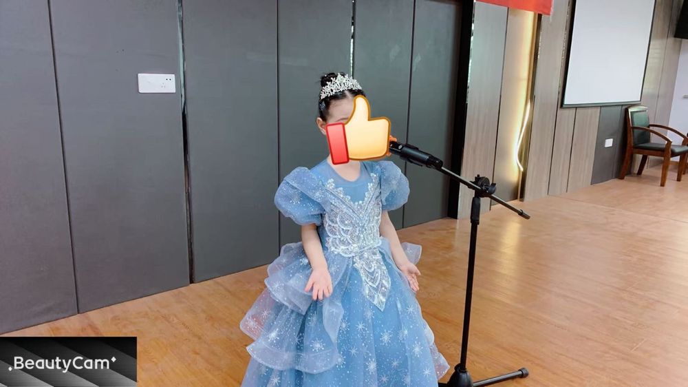 Прокат,продажа детских платьев.