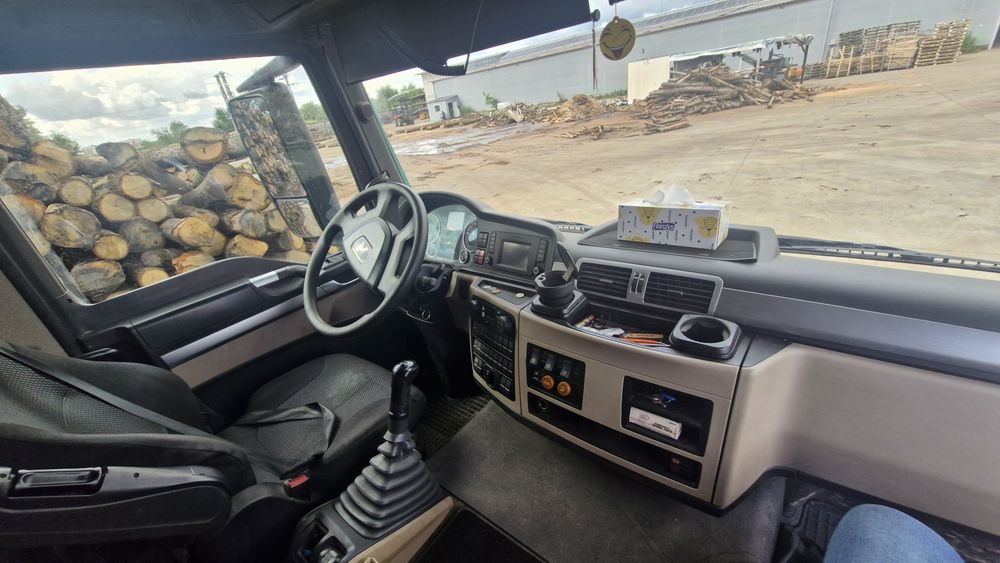 De vanzare camion forestier 6×6