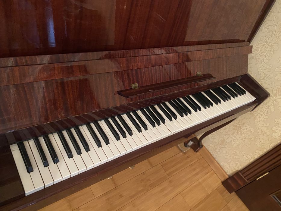 Продам пианино