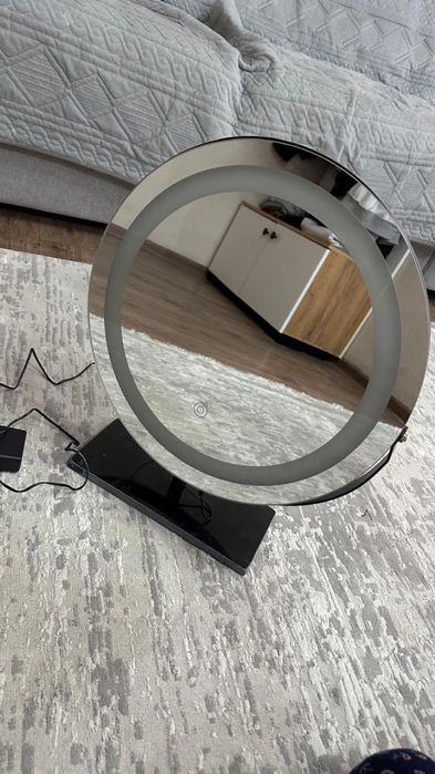 Зеркало с подсветкой