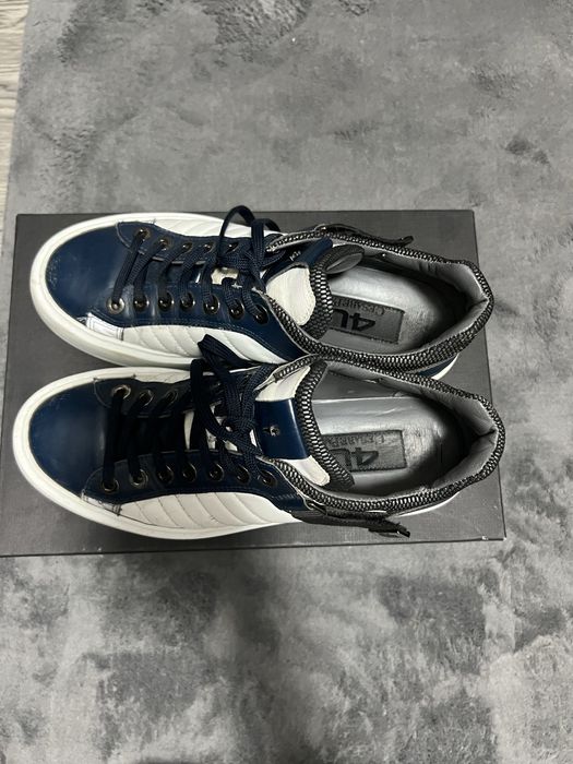 Обувки:Cesare Paciotti