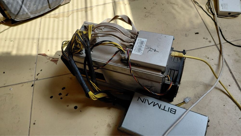 Продавам Antminer L++
