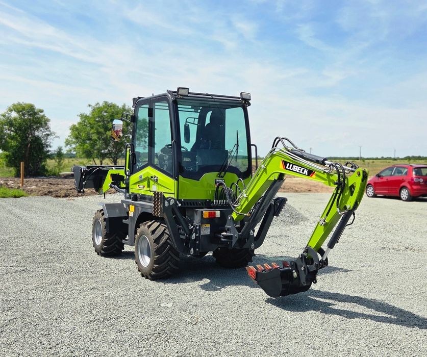 Buldoexcavator Lubeck ALV 3.0~ 50 ore de utilizare