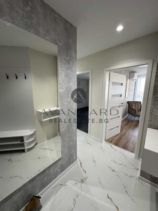 Продава се Тристаен апартамент в Пловдив, Център - 123 кв.м за 2114 €/кв.м - Снимка #14