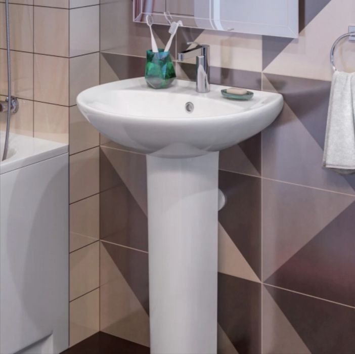 Продам раковину с пьедесталом