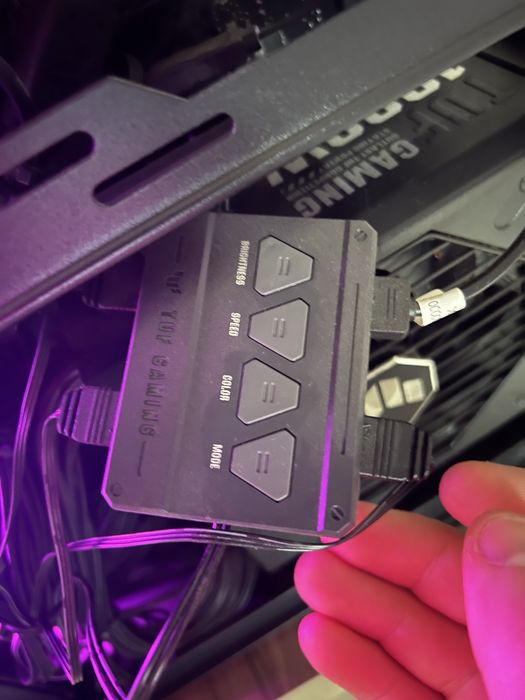 Vand unitate PC ryzen 9 7900x AMD rx 7900XTX 24 gb