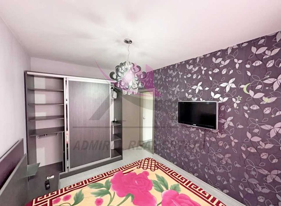 Дава се под наем Тристаен апартамент в Варна, Колхозен пазар - 86 кв.м за 665 € - Снимка #3