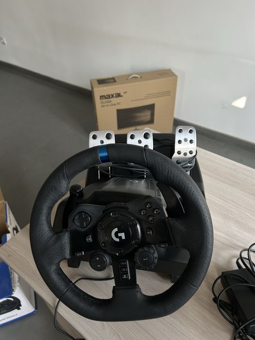 Игровой контроллер Logitech G923 черный