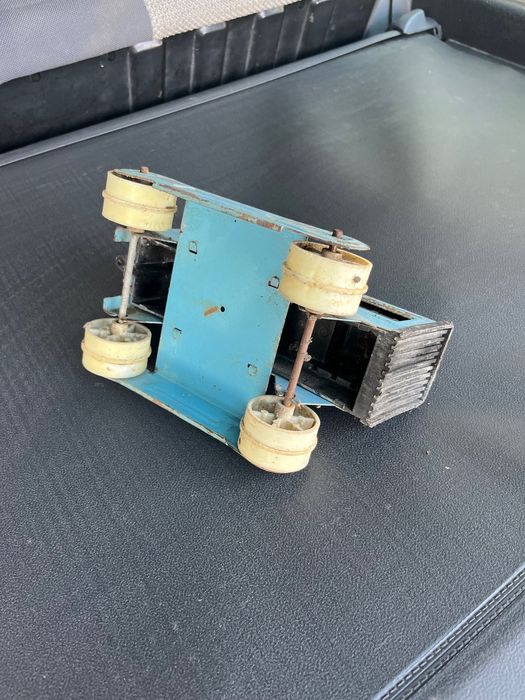 Ретро метална играчка трактор Булгар