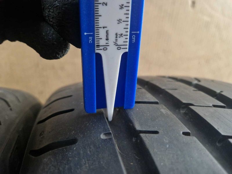 4 Pirelli R19 225/35
летни гуми
DOT2918