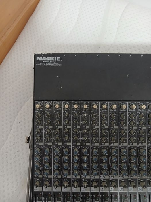 Vand mixer mackie