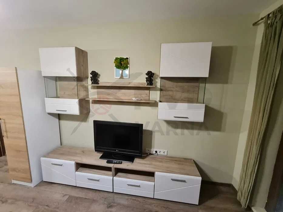 Дава се под наем Тристаен апартамент в Варна, Цветен квартал - 80 кв.м за 700 € - Снимка #2