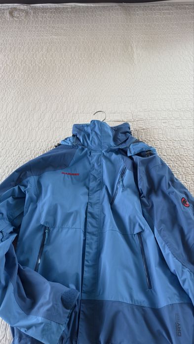 Geacă tehnică Mammut DRYtech impermeabilă, mărimea L, stare excelentă