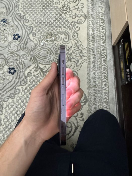 Iphone 14pro  128 gb емкость акуумлятора  79%
