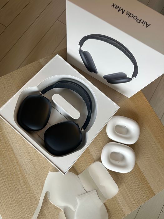 Apple AirPods Max цвят midnight blue