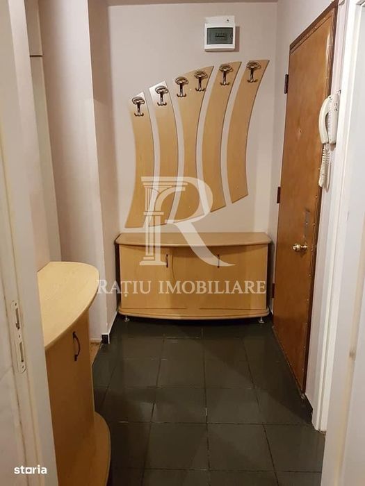 Apartament cu 3 camere | Etaj intermediar | Rogerius | Oradea
