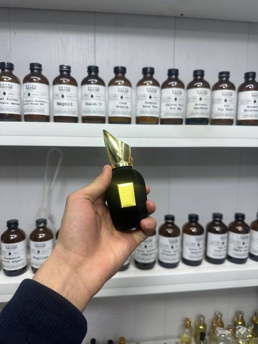 Ekstra parfyum dõkon atir va mushk