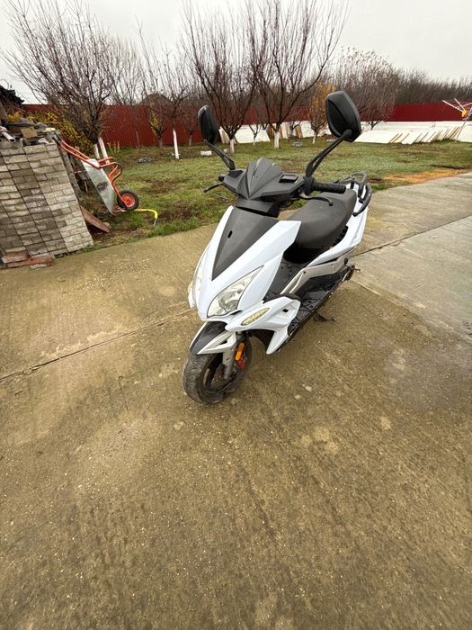 Scuter de 50cc într-o stare destul de preferabilă