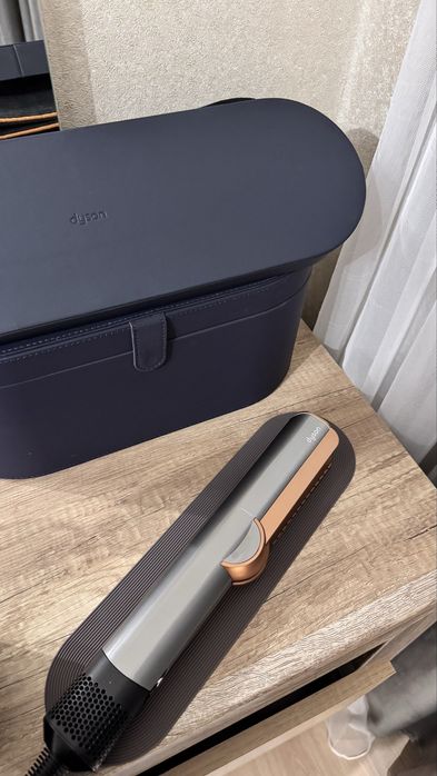 Dyson Airstrait HT01 (оригинал)