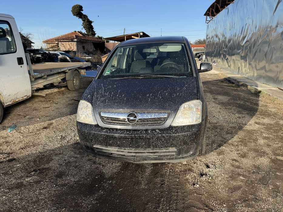 Опел мерива 1.7 дизел 2008 Г само на части