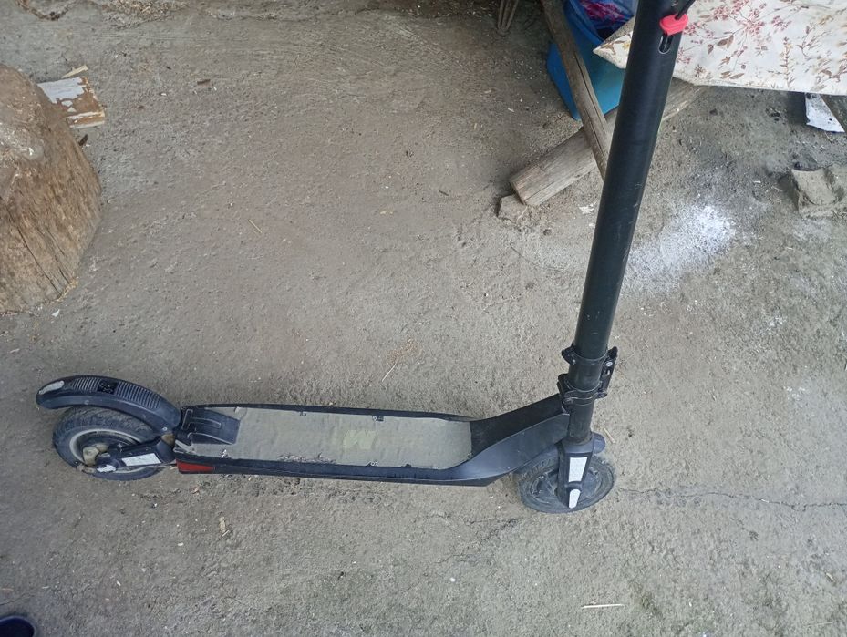 Trotinetă electrica free wheel