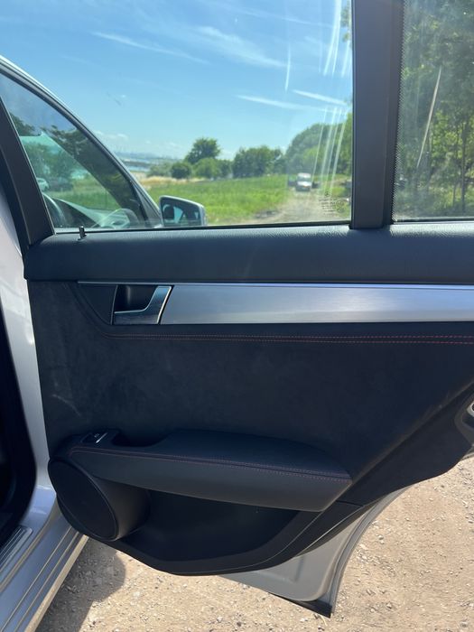 Mercedes Benz C180 automatic 2012