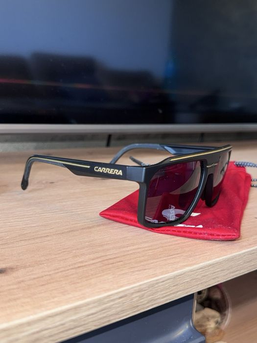 Чисто нови оригинални очила Carrera
