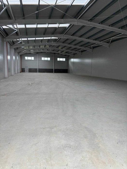 Inchiriez hale industriale